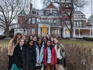 SHS students pose out front of the NYS governors mansion