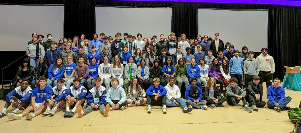 An image of the entire group of Shaker High School students who participated in the Junior Achievement Stock Market Challenge.